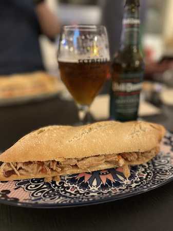 Fotografia tomada fuera de Coffee & More - cafeterías en La Seu d'Urgell, Lleida