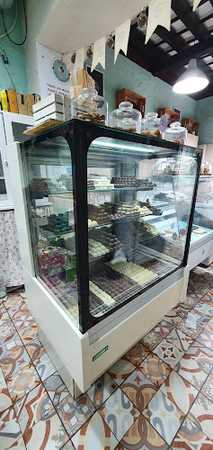 Fotografia tomada fuera de Comme Chez toi - Pastelería en Ayamonte, Huelva