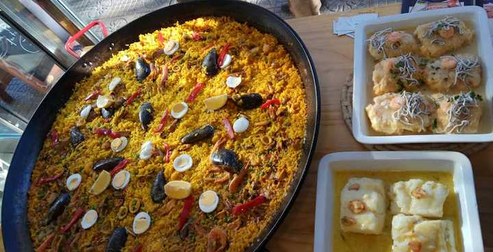 Fotografia tomada fuera de Como, en casa - Establecimiento de comida preparada en Burgos, Burgos