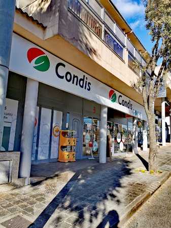 Fotografia tomada fuera de Condis - Supermercado en Solsona, Lleida