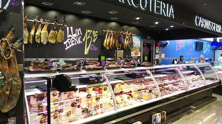 Fotografia tomada fuera de CondisLife - Supermercado en Lleida, Lleida