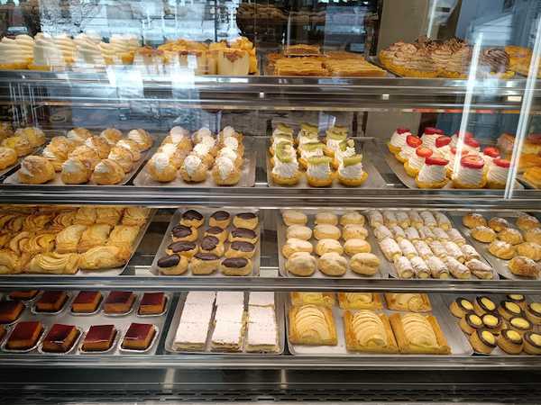 Fotografia tomada fuera de Confitería Bombonería Tábora Academy - Pastelería en Santiago de Compostela, A Coruña