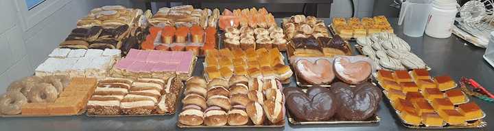 Fotografia tomada fuera de Confiteria El Leon - Panadería en Almonte, Huelva