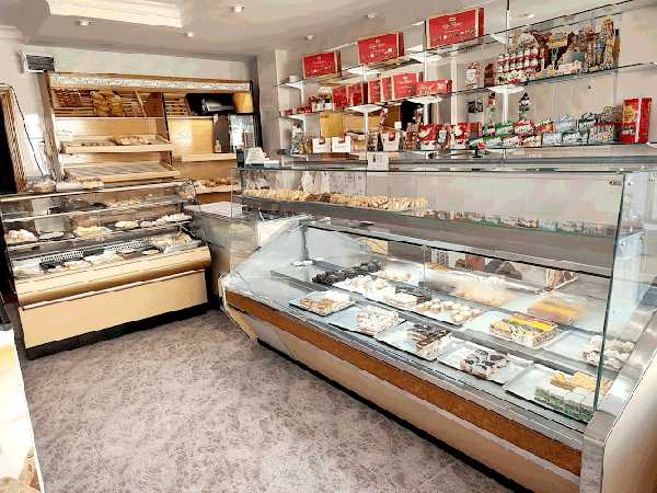 Fotografia tomada fuera de Confitería Grueso - Pastelería en El Bonillo, Albacete