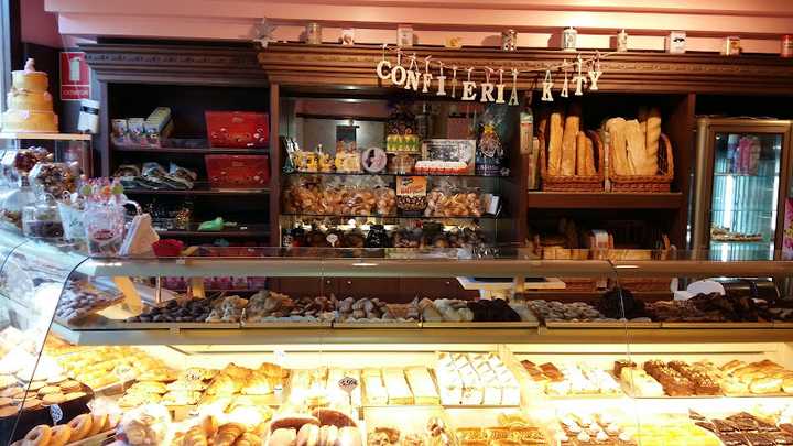 Fotografia tomada fuera de Confitería Katy - Pastelería en Sahagún, León