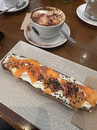 Fotografia tomada fuera de ️ Cafetería OVO Bakery and Coffee - cafeterías en Sant Joan d'Alacant, Alicante