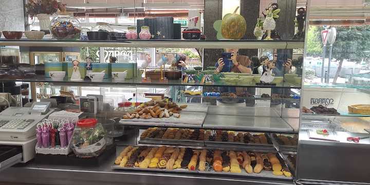 Fotografia tomada fuera de Confitería Marga - Pastelería en Gijón, Asturias