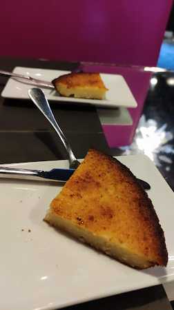 Fotografia tomada fuera de Confiterias Gómez - Pastelería en Santander, Cantabria