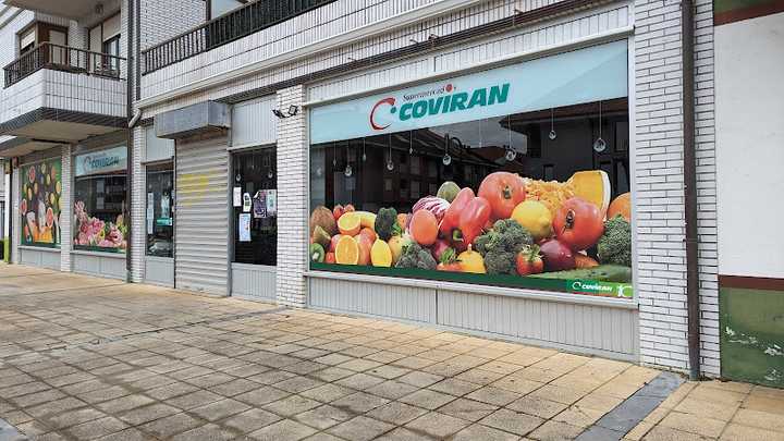 Fotografia tomada fuera de COVIRÁN - Supermercado en Ajo, Cantabria