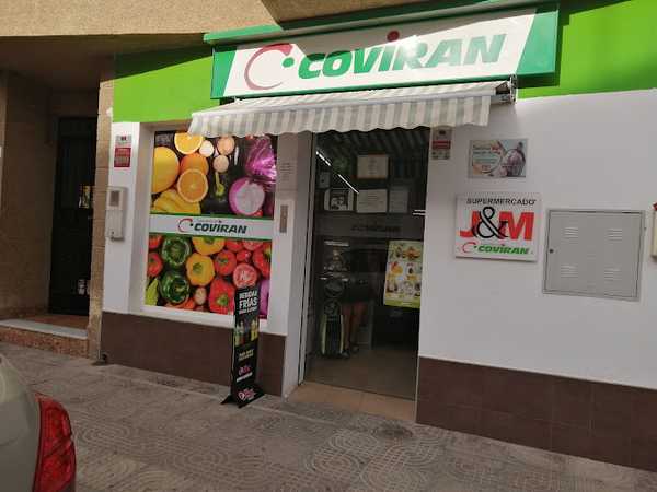 Fotografia tomada fuera de COVIRAN JYM - Supermercado en El Ejido, Almería