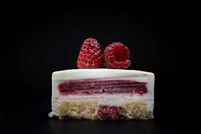 Fotografia tomada fuera de Cremela Obrador de Helados y Chocolates - Heladería en Santolaya de Cabranes, Asturias