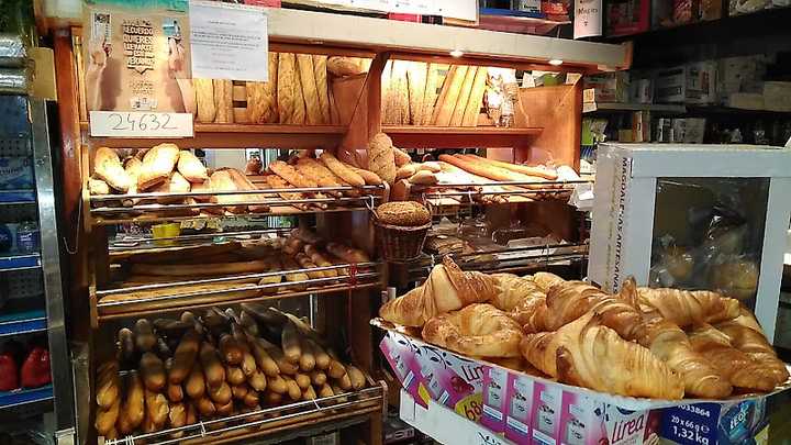 Fotografia tomada fuera de ALIMENTACIÓN TACHO II - Tienda de alimentación en Madrid, Madrid