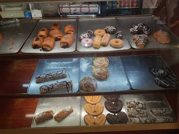 Fotografia tomada fuera de Croissantería Estefanía - Pastelería en Priego de Córdoba, Córdoba