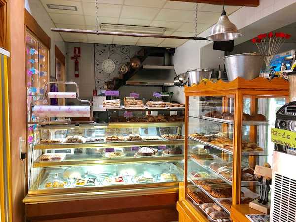 Fotografia tomada fuera de Croissantería Ńam-Ńam - cafeterías en Berja, Almería