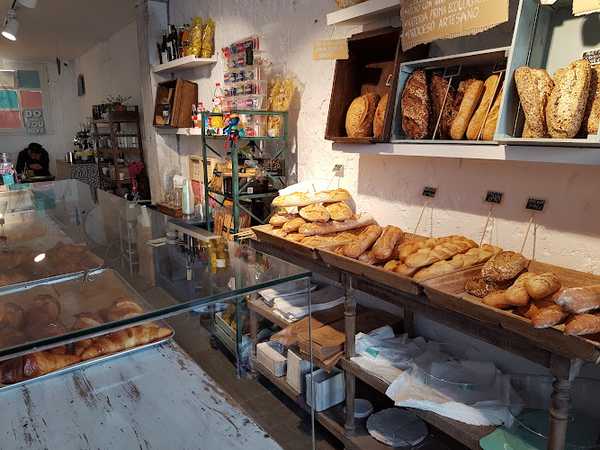 Currus&co - Torres de Somo - Panadería en Somo, Cantabria