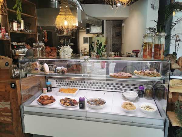Fotografia tomada fuera de Deli - Santa Maria - restaurantes en Santa Maria del Camí, Baleares