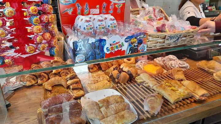 Fotografia tomada fuera de Delicias de los Pirineos - Forn de pa en Ripoll, Girona