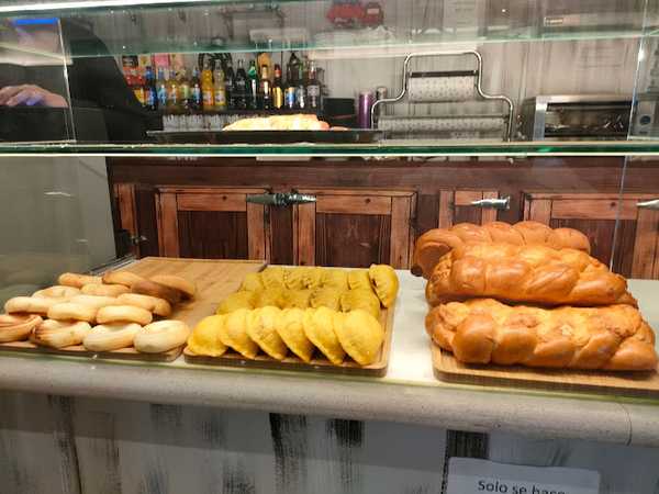 Fotografia tomada fuera de Delicias Doña Blanca - INCA - Panadería en Inca, Baleares