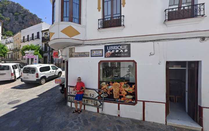 Fotografia tomada fuera de Despacho Pan. Panadería Hnos. Román Panal - Panadería en Ubrique, Cádiz