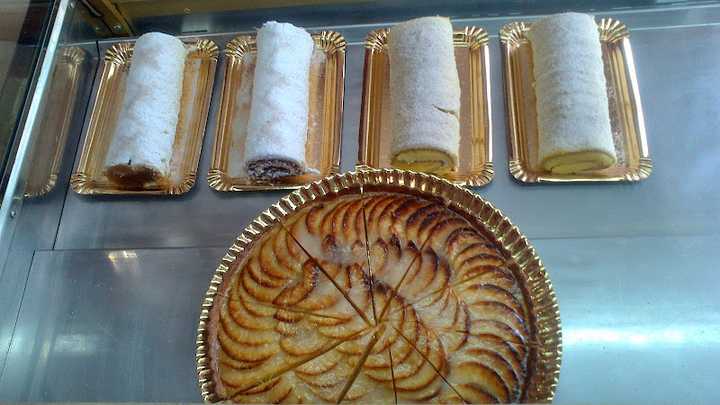 Fotografia tomada fuera de Despacho Panadería Y Bollería Blanca S L - Panadería en Alicante, Alicante