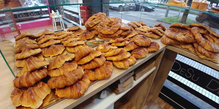 Fotografia tomada fuera de DeSú - Panadería en Gijón, Asturias