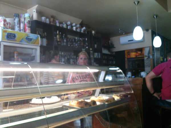 Fotografia tomada fuera de Dolche Café - bares en Val do Dubra, A Coruña
