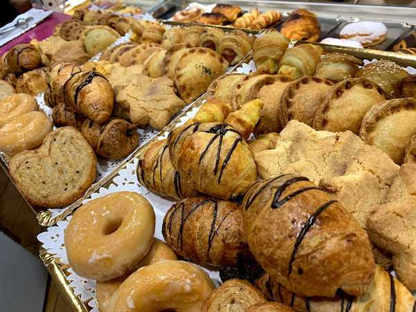 Fotografia tomada fuera de döölze | Pastelería en Alicante - Pastelería en Alicante, Alicante