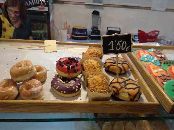 Fotografia tomada fuera de Dori Dori Mataró - cafeterías en Mataró, Barcelona