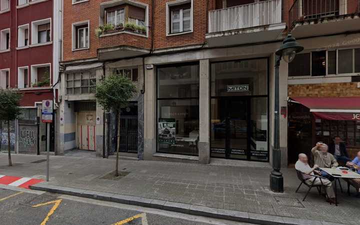 Fotografia tomada fuera de Alvarillo's Pan - Panadería en Bilbao, Bizkaia