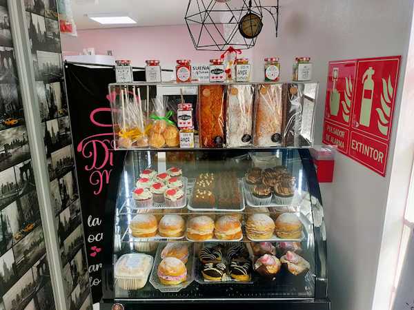 Fotografia tomada fuera de Dulce Mari - Pastelería en Ingenio, Las Palmas