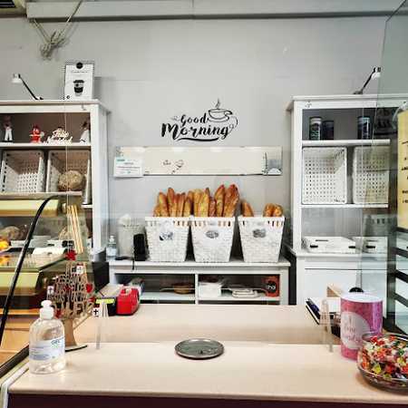 Fotografia tomada fuera de Egri panaderia & pasteleria - Panadería en Palma Nova, Baleares