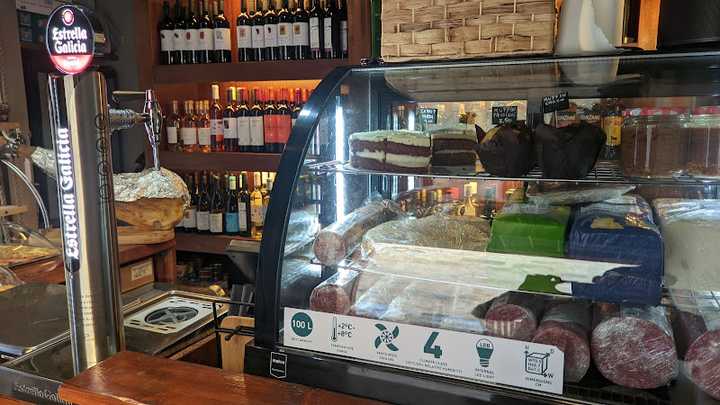 Fotografia tomada fuera de El Bodegon de Luis - restaurantes en Banyalbufar, Baleares