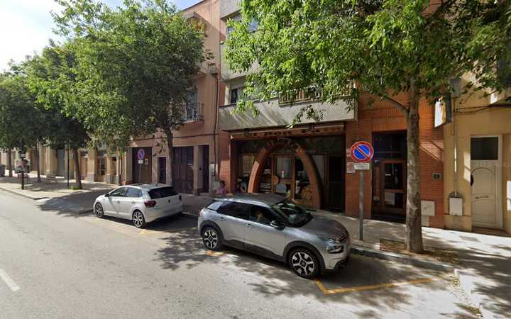 Fotografia tomada fuera de El Bon PA - Panadería en Figueres, Girona