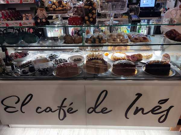 Fotografia tomada fuera de El Café de Inés - Cafetería en Almuñécar, Granada