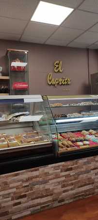 Fotografia tomada fuera de El Capritx - Cake shop en Cornellà de Llobregat, Barcelona