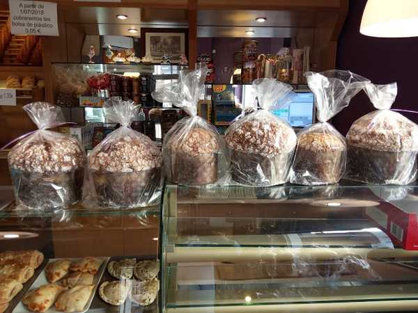 Fotografia tomada fuera de El Chaflán - Pastisseria en Aspe, Alicante