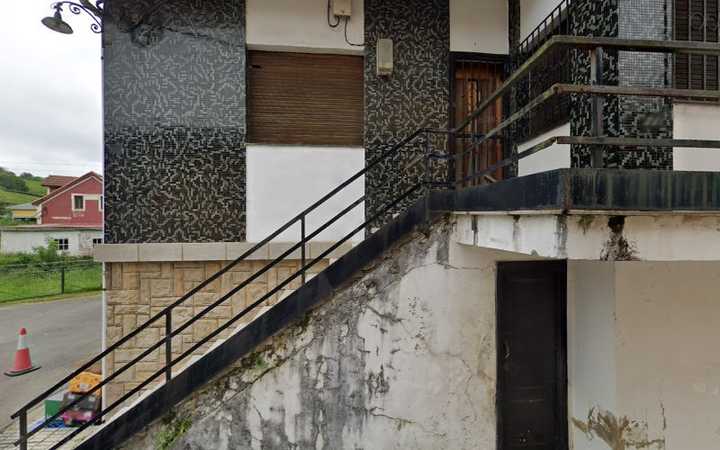 Fotografia tomada fuera de El Economato - Tienda de alimentación en Martimporra, Asturias