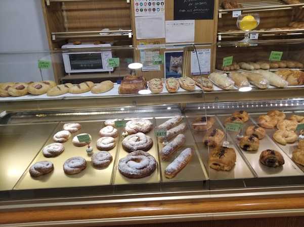 Fotografia tomada fuera de El Forner - Panadería en Dénia, Alicante