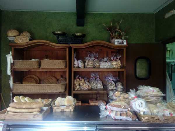 Fotografia tomada fuera de El Horno de Águeda - Panadería en Villahoz, Burgos