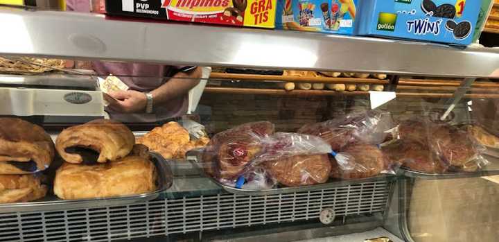 Fotografia tomada fuera de El Horno De Fede - Panadería en Castañares de Rioja, La Rioja