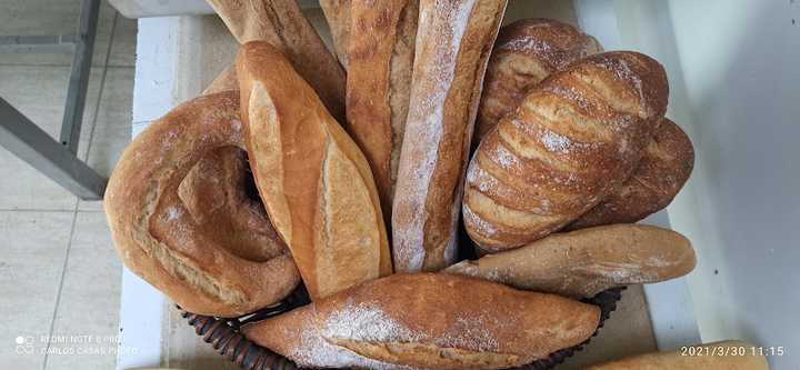 Fotografia tomada fuera de El Horno de la VALENTINA. - Panadería en Minaya, Albacete