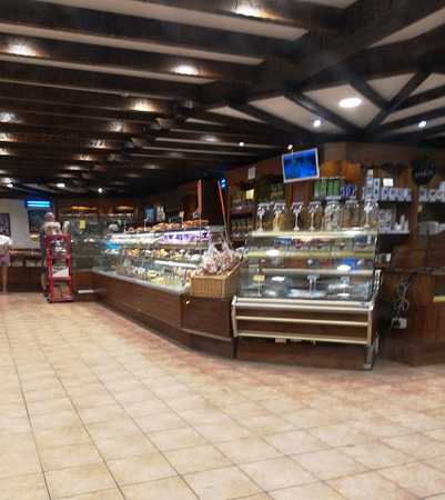 Fotografia tomada fuera de El Horno de Lupa - Panadería en Noja, Cantabria