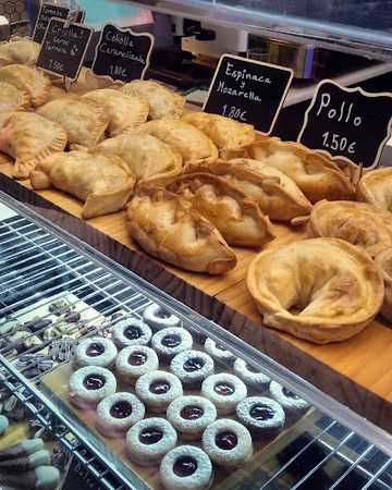 Fotografia tomada fuera de El Sabio. - Cafetería en Alicante, Alicante