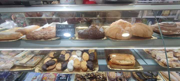 Fotografia tomada fuera de El Sur de Aguadulce - Panadería en Roquetas de Mar, Almería