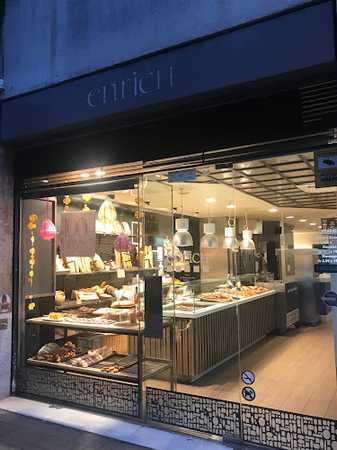 Fotografia tomada fuera de Enrich - Panadería en L'Hospitalet de Llobregat, Barcelona