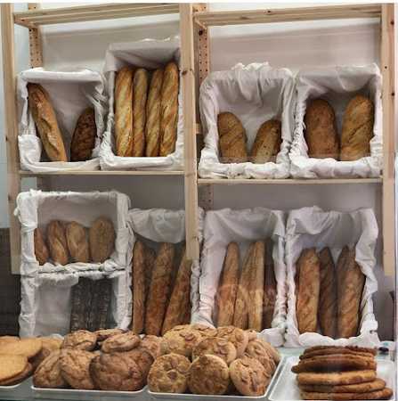 Fotografia tomada fuera de Entredulces - Panadería en Madrid, Madrid