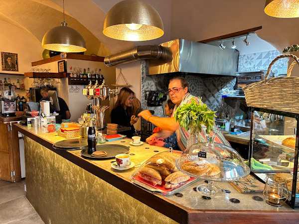 Fotografia tomada fuera de Es Forn des Casino 1661 - restaurantes en Banyalbufar, Baleares