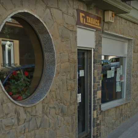 Fotografia tomada fuera de Estanc llibreria Castellfollit de la Roca - Estanc en Castellfollit de la Roca, Girona