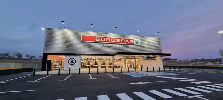 Fotografia tomada fuera de EUROSPAR AL LADO CÁCERES - Supermercado en Cáceres, Cáceres
