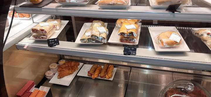 Fotografia tomada fuera de Faborit Logroño - restaurantes en Logroño, La Rioja